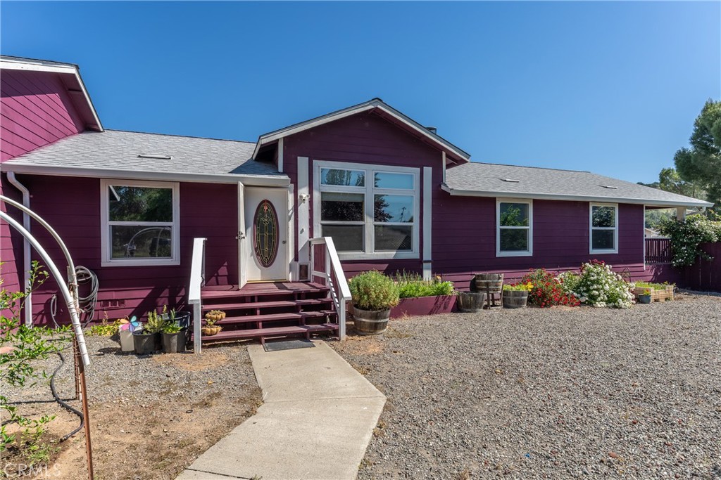 17706 Holly Way Property Photo 1