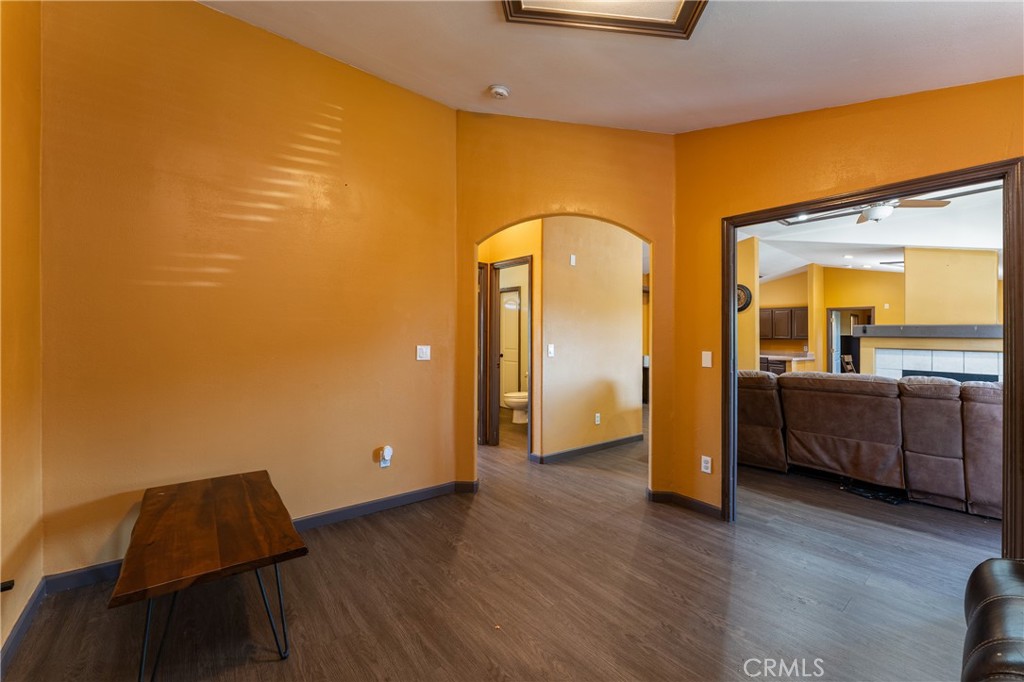 17706 Holly Way Property Photo 10