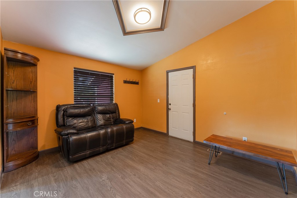 17706 Holly Way Property Photo 13