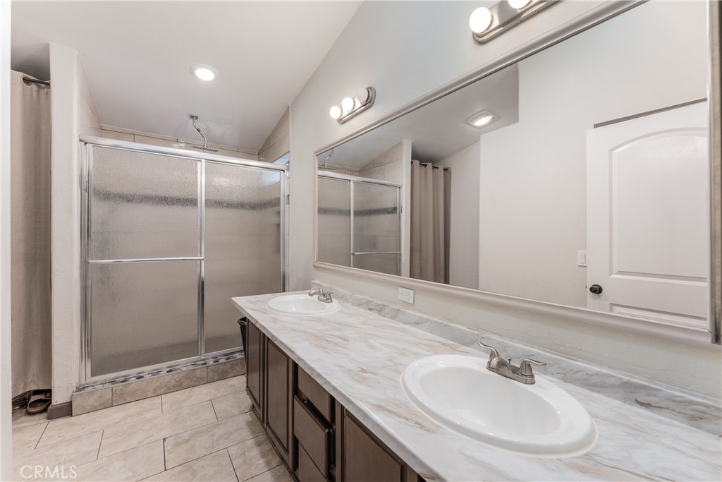 17706 Holly Way Property Photo 15