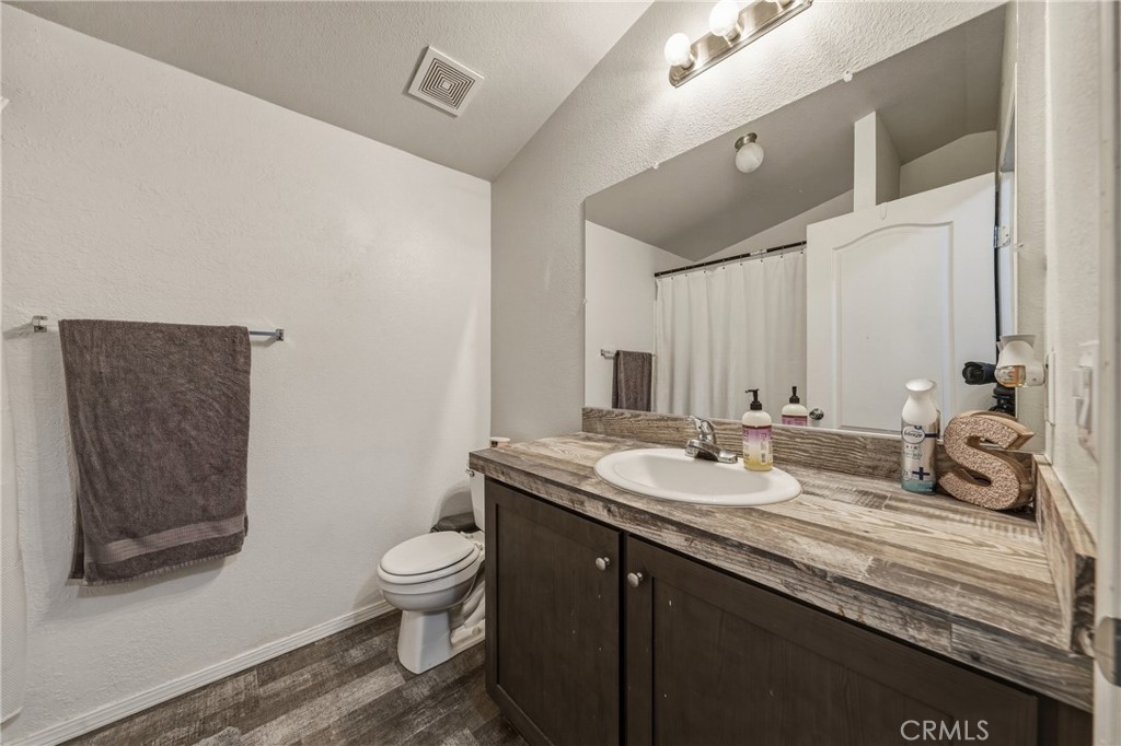 6219 Roland Property Photo 12