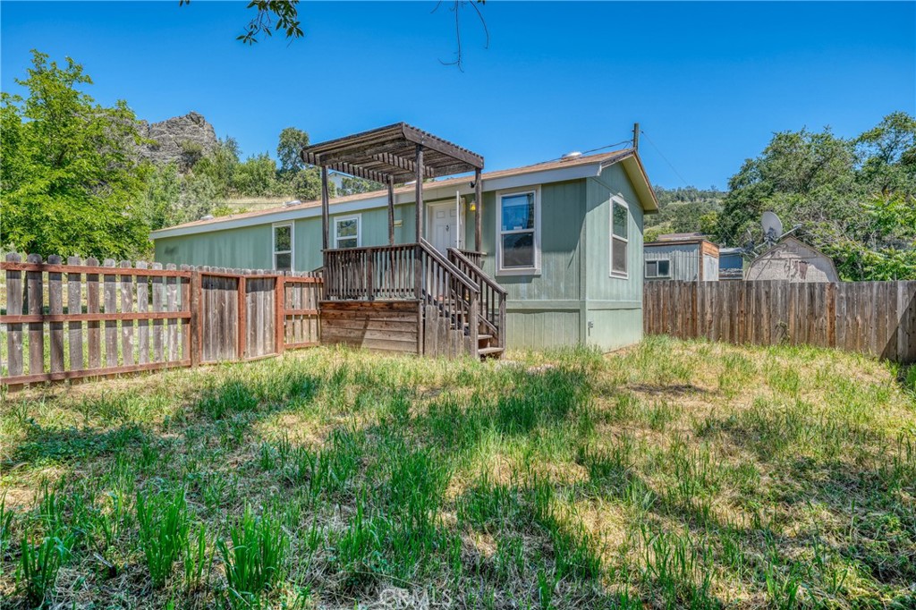 6219 Roland Property Photo 15