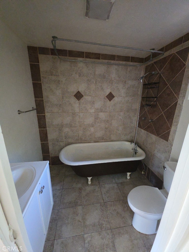 9633 Middle Creek Road Property Photo 8