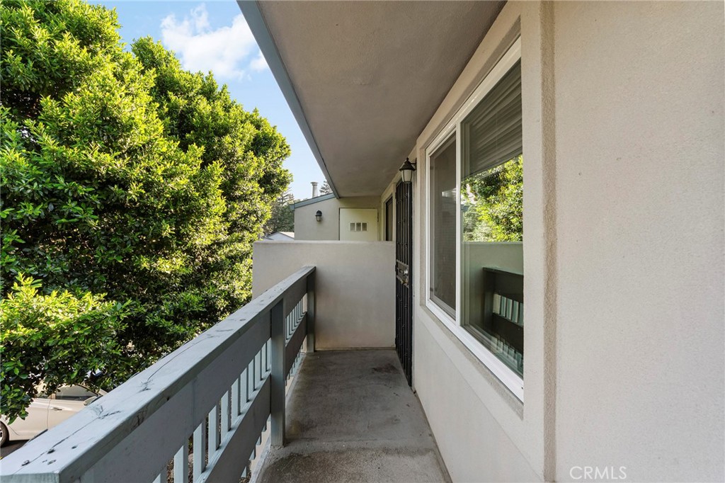 1412 N Cherry 2 Property Photo 4