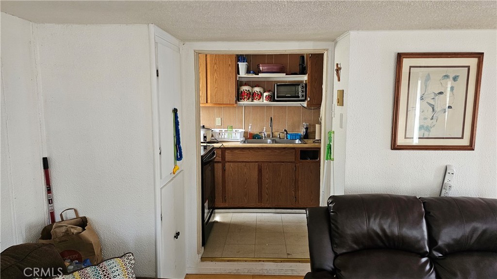 16067 Dam Road Property Photo 11