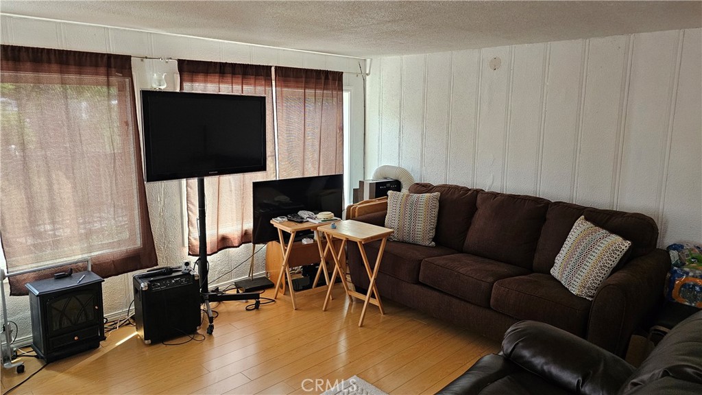 16067 Dam Road Property Photo 12