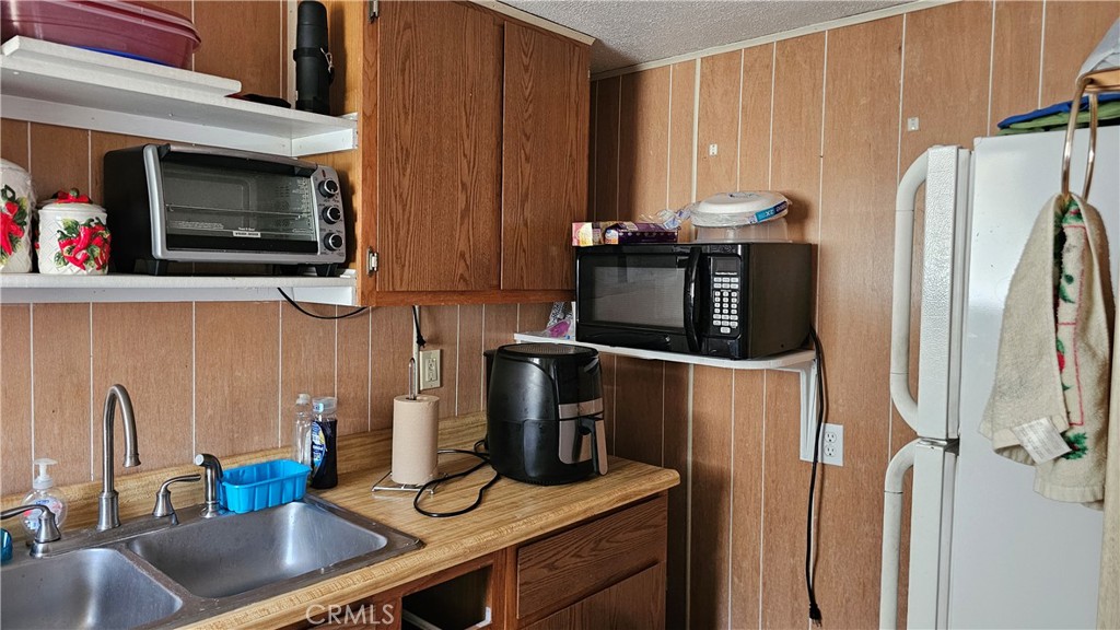 16067 Dam Road Property Photo 14