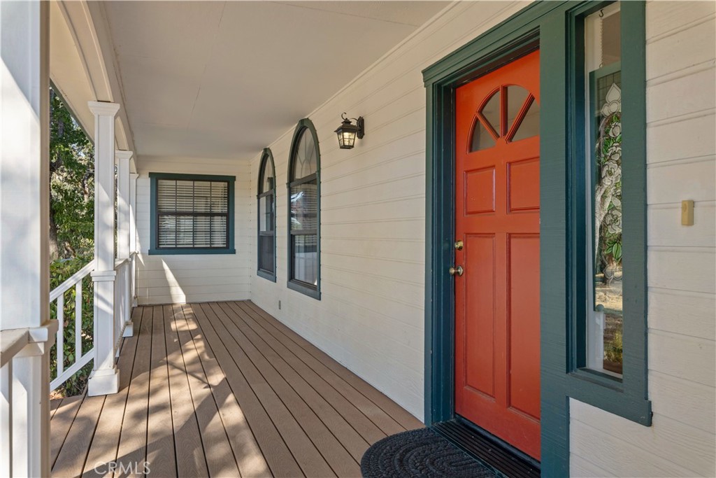 2210 Cedar Hill Way Property Photo 6