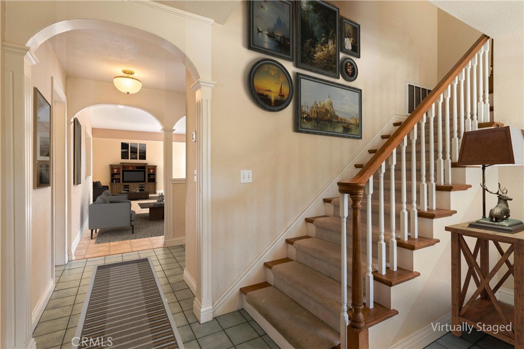 2210 Cedar Hill Way Property Photo 7