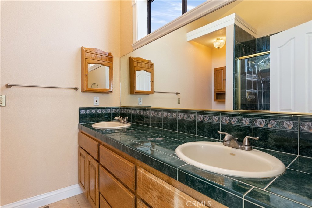 2210 Cedar Hill Way Property Photo 45