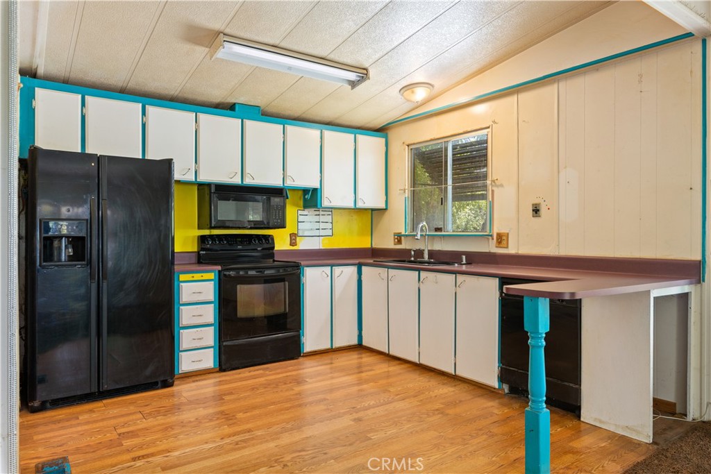 6945 Colusa Street Property Photo 3
