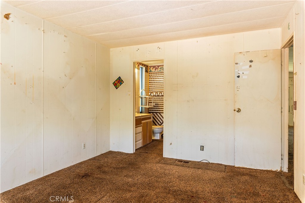 6945 Colusa Street Property Photo 6