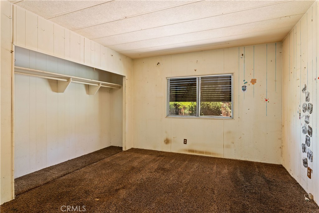 6945 Colusa Street Property Photo 7