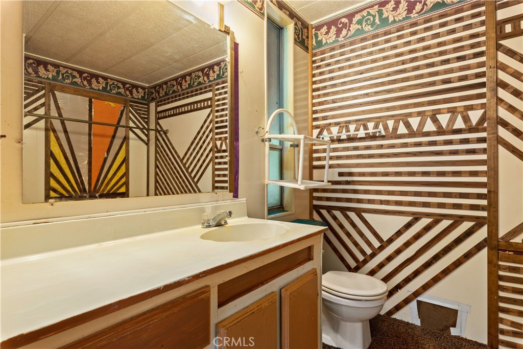 6945 Colusa Street Property Photo 9
