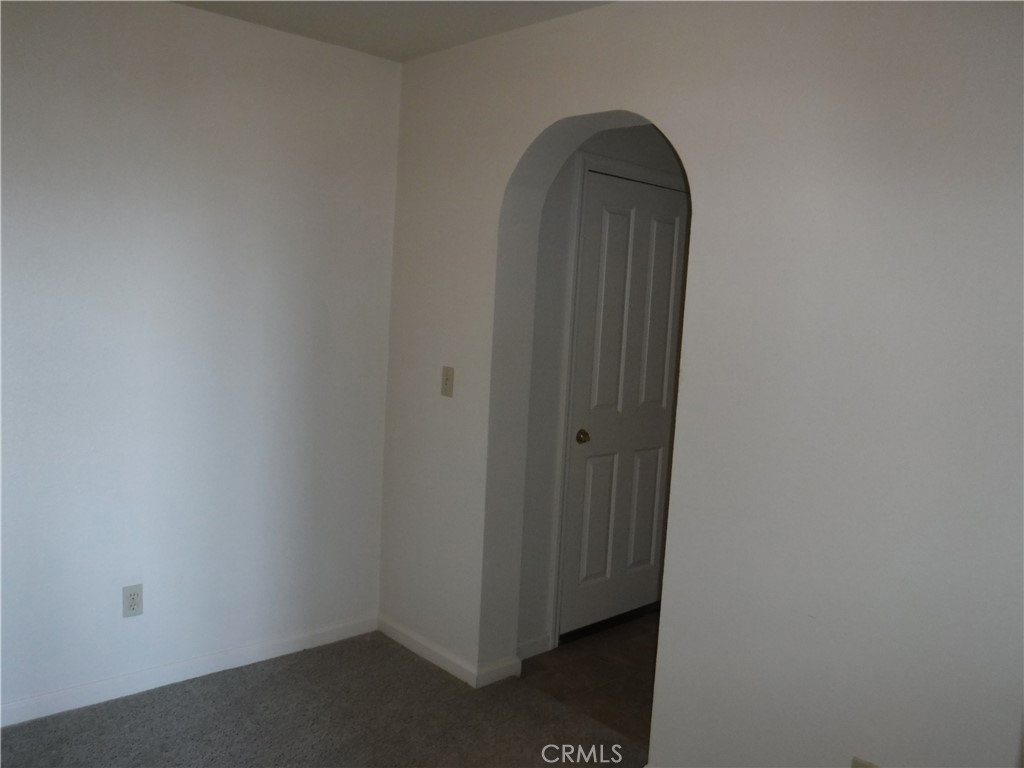 3093 Riviera Heights Drive Property Photo 5