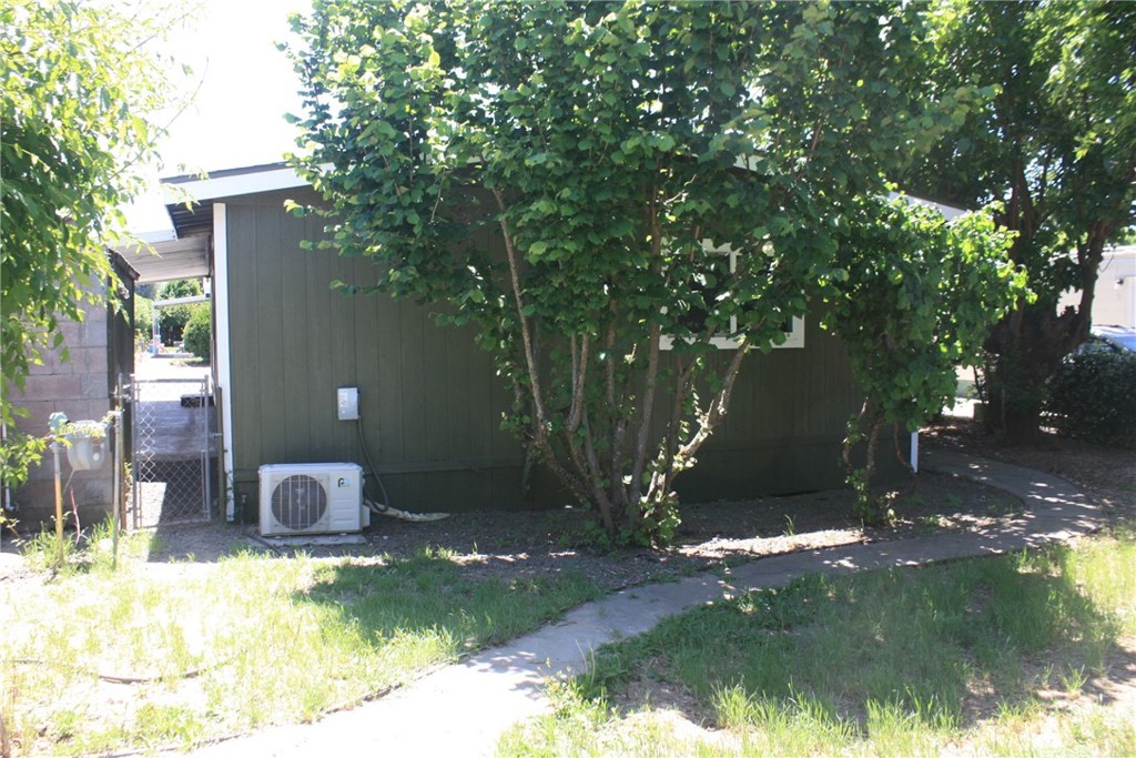 5725 Live Oak Drive 57 Property Photo 5