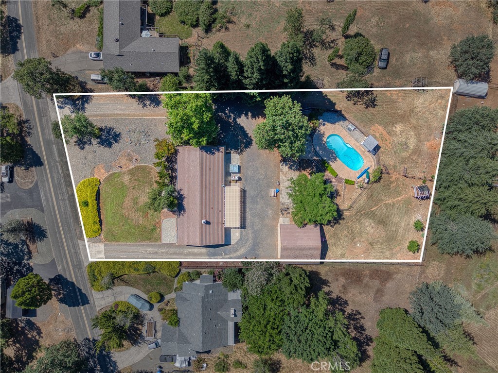 3223 Compton Avenue Property Photo 3