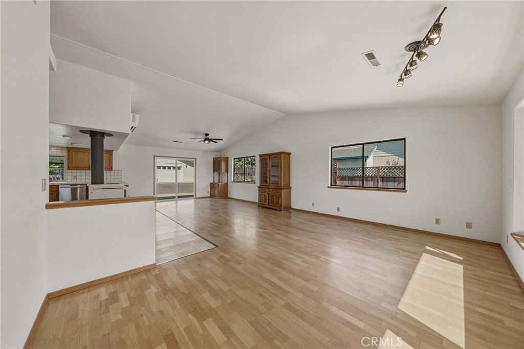 3223 Compton Avenue Property Photo 15