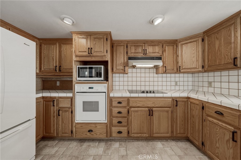3223 Compton Avenue Property Photo 23