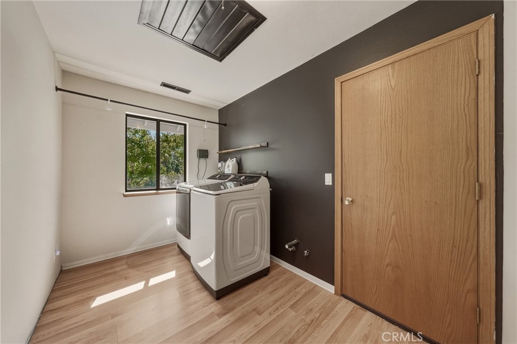 3223 Compton Avenue Property Photo 37