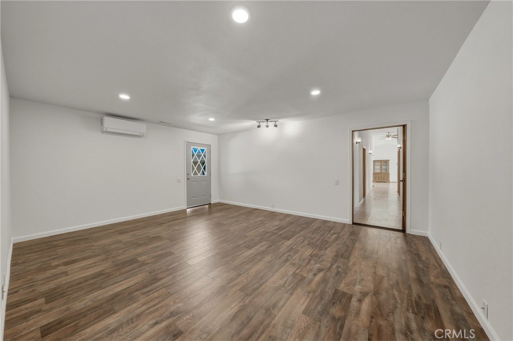 3223 Compton Avenue Property Photo 41