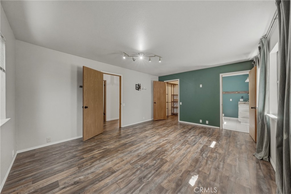 3223 Compton Avenue Property Photo 42