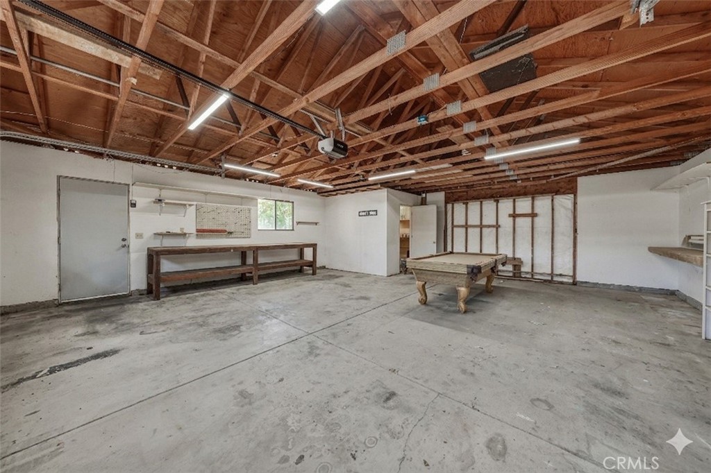 3223 Compton Avenue Property Photo 53