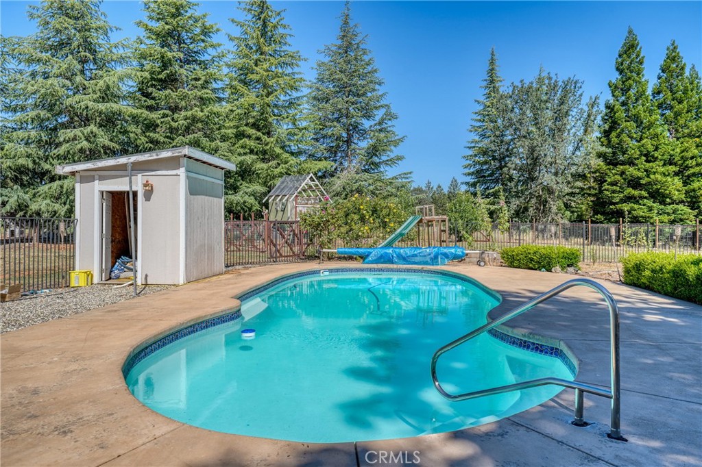 3223 Compton Avenue Property Photo 61