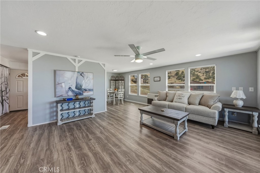 3360 Yuba Street Property Photo 15