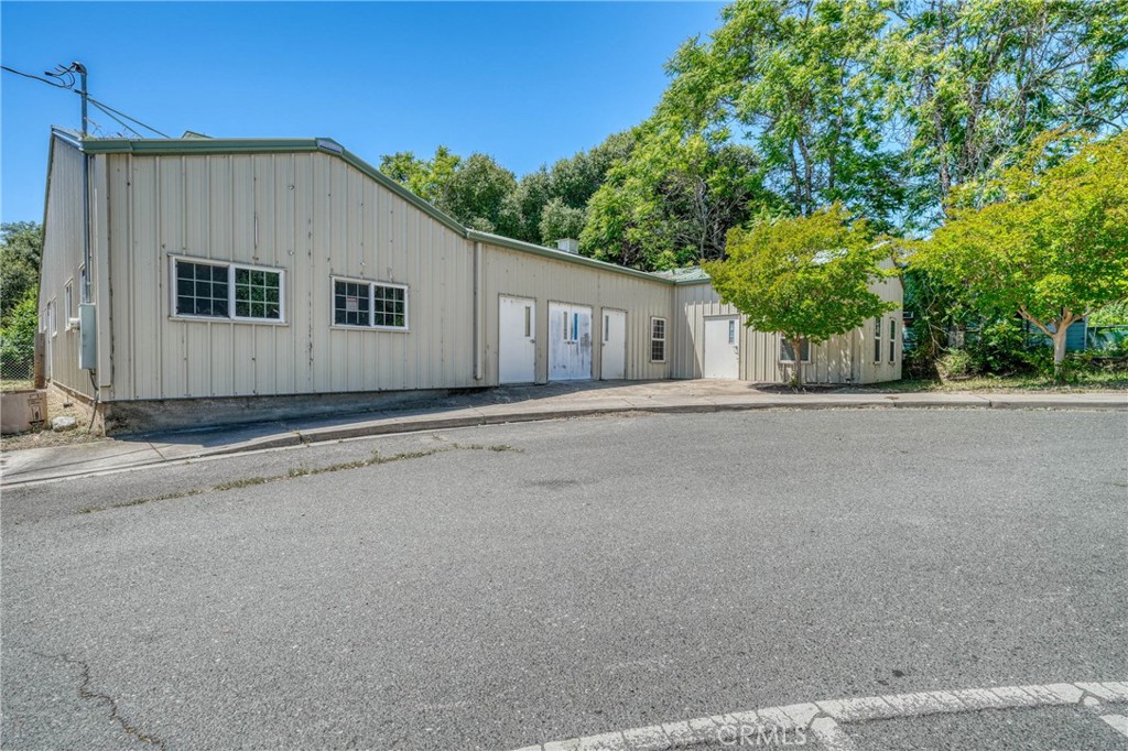 12487 The Plaza Property Photo 20
