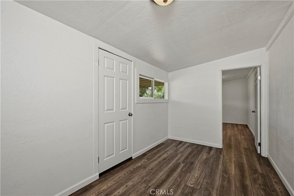 14420 Pearl Avenue Property Photo 9