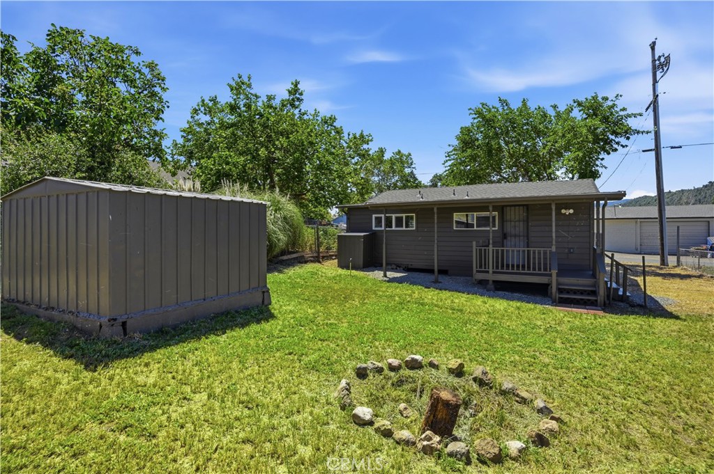 14420 Pearl Avenue Property Photo 14