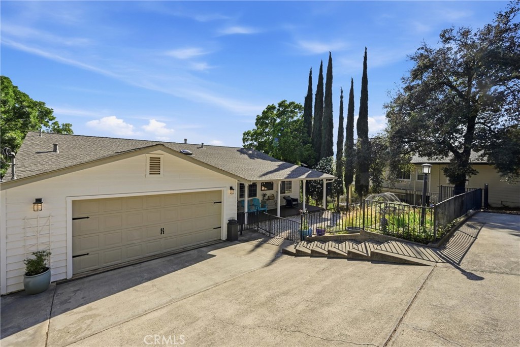 17432 Greenridge Property Photo 4