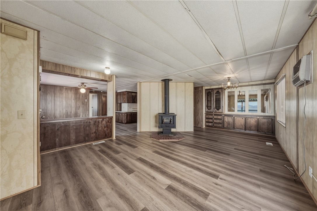 6956 Glebe Drive Property Photo 10