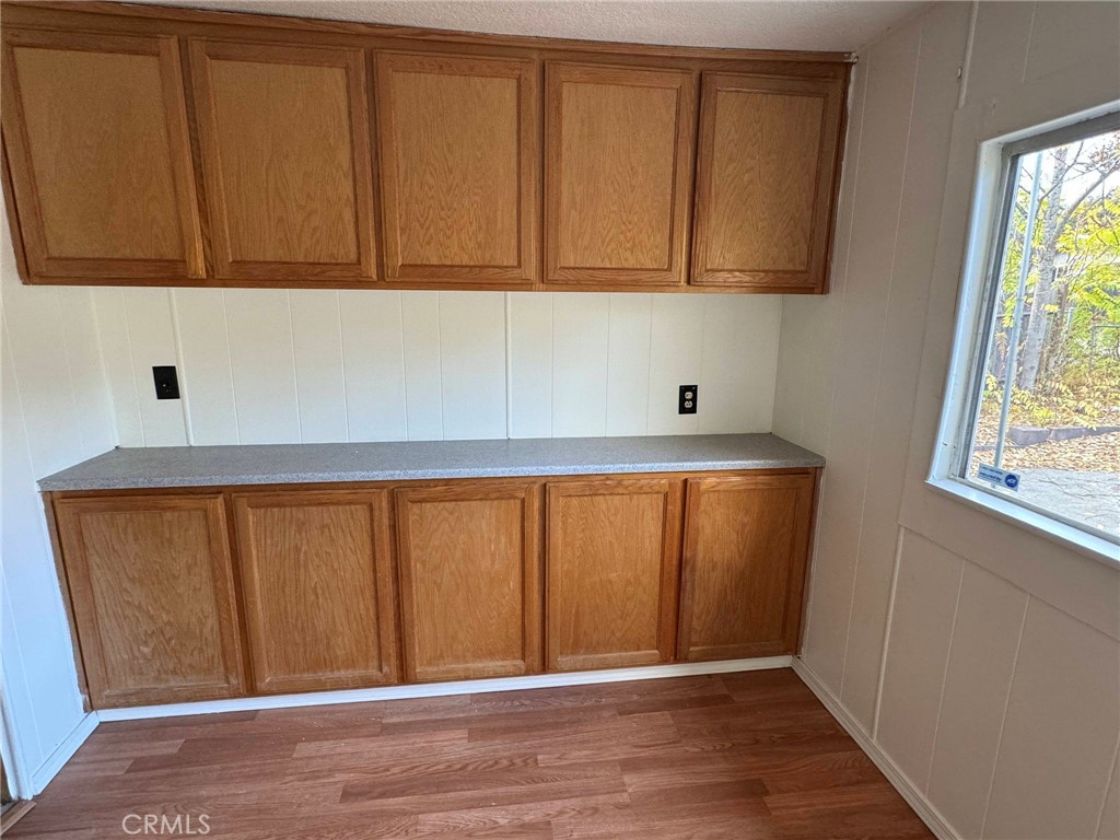 13935 Manakee Property Photo 4