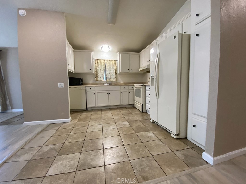8875 Quarterhorse Property Photo 3