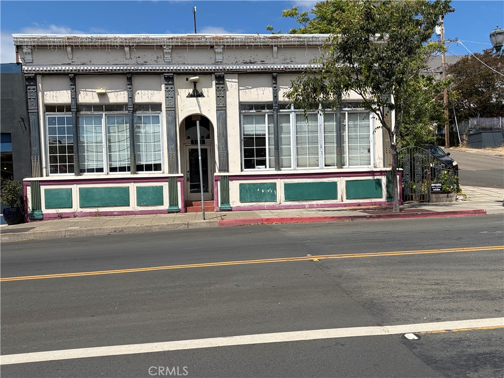 101 S Main Property Photo 1