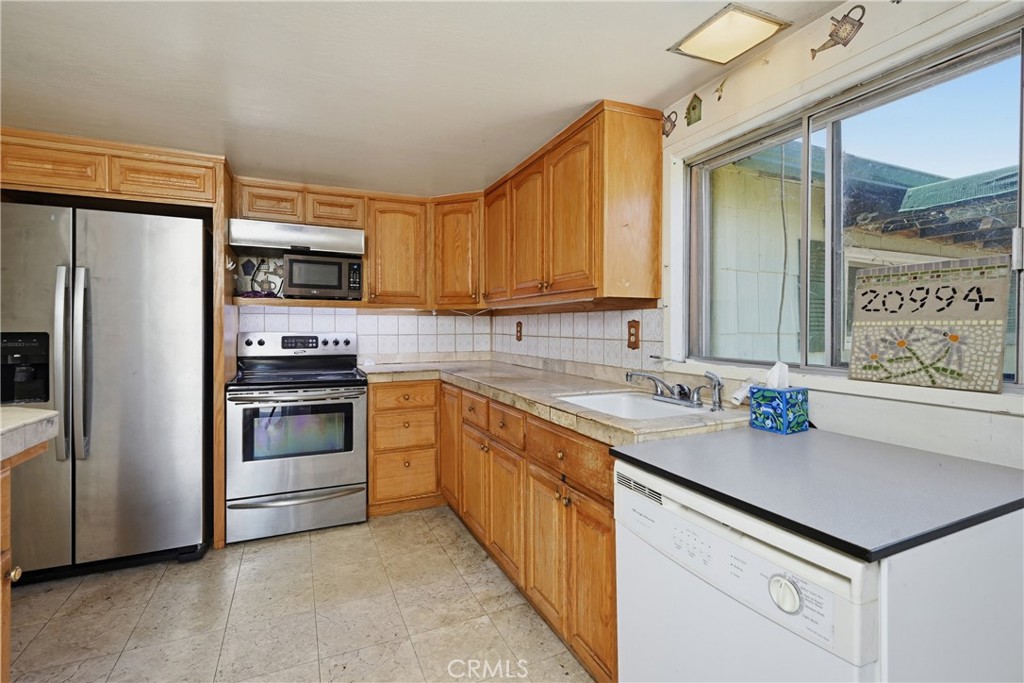 20994 State Highway 175 Property Photo 16