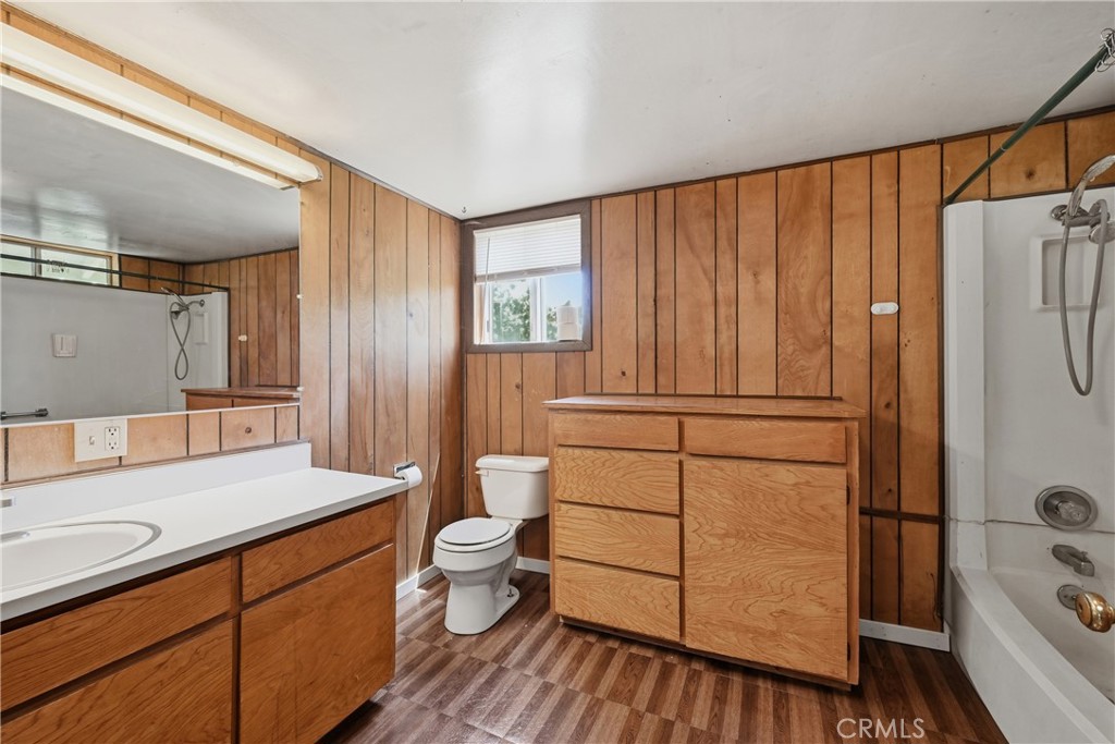 20994 State Highway 175 Property Photo 20