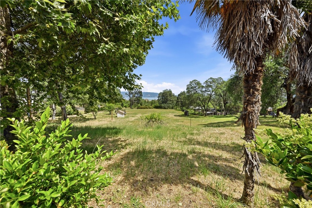2765 Howard Property Photo 2
