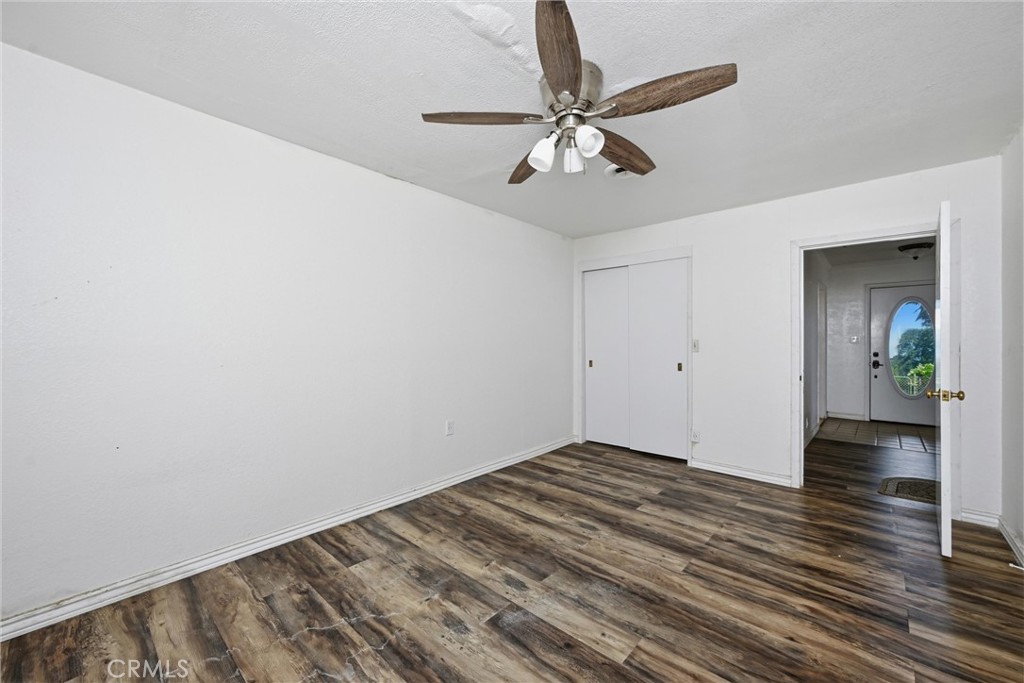 2765 Howard Property Photo 15