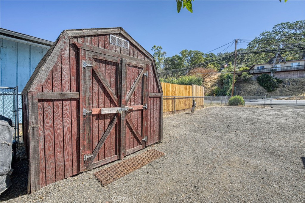 6541 E Highway 20 Property Photo 6