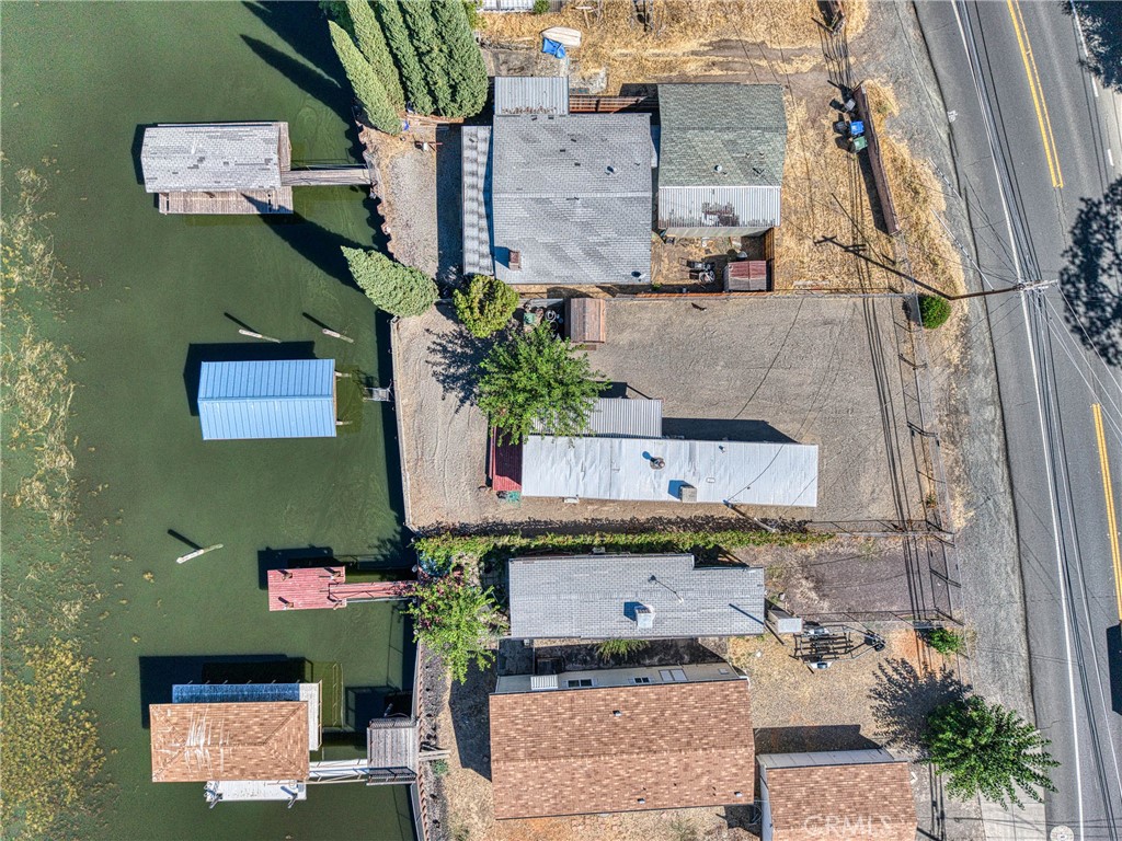 6541 E Highway 20 Property Photo 9