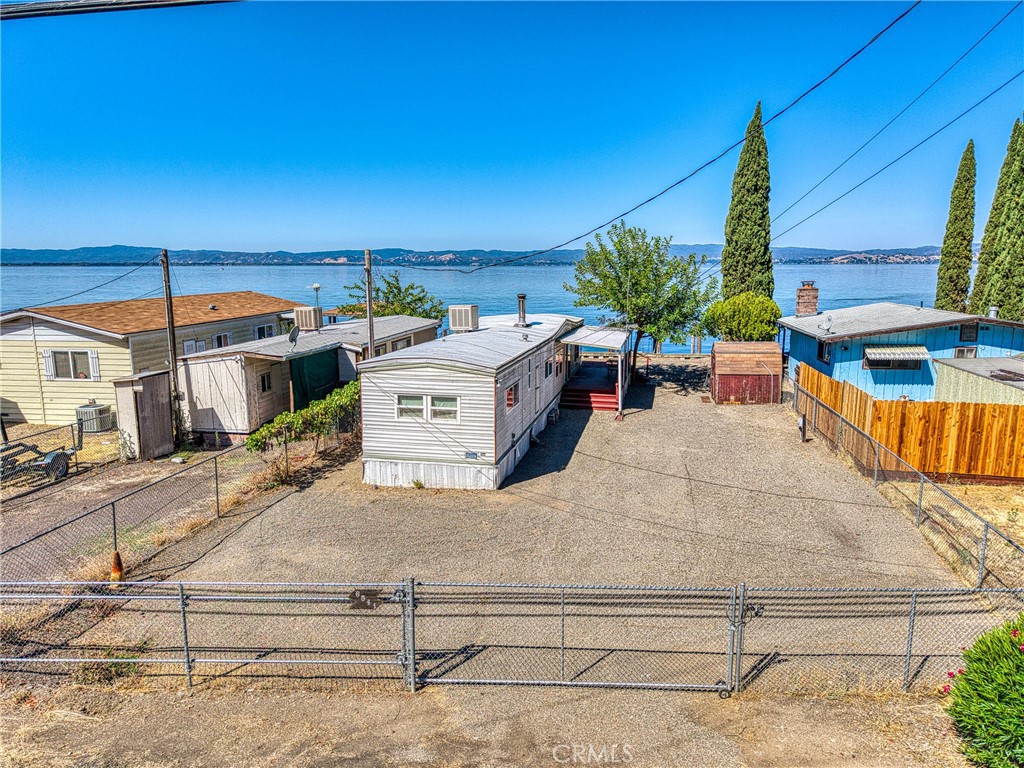 6541 E Highway 20 Property Photo 11