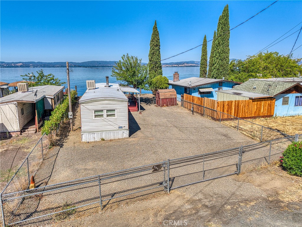 6541 E Highway 20 Property Photo 12