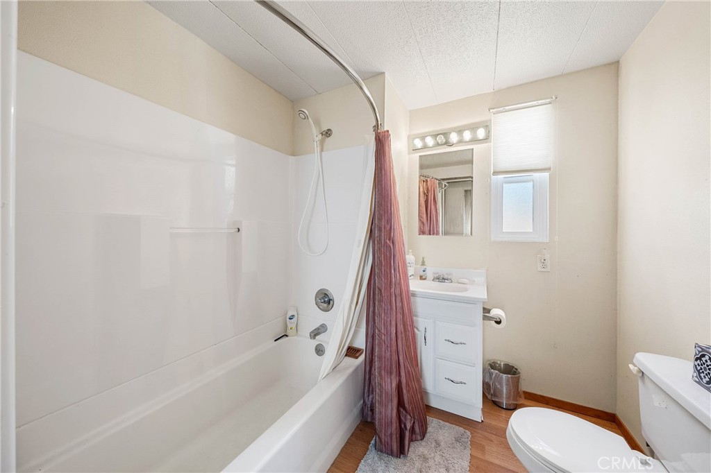 6541 E Highway 20 Property Photo 16