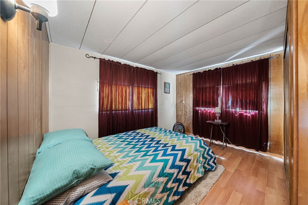 6541 E Highway 20 Property Photo 17