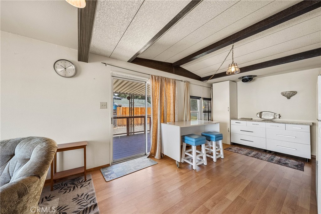 6541 E Highway 20 Property Photo 24
