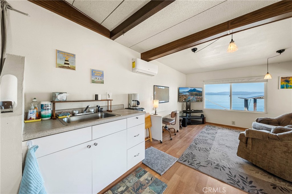6541 E Highway 20 Property Photo 27