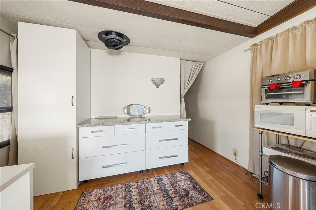6541 E Highway 20 Property Photo 28